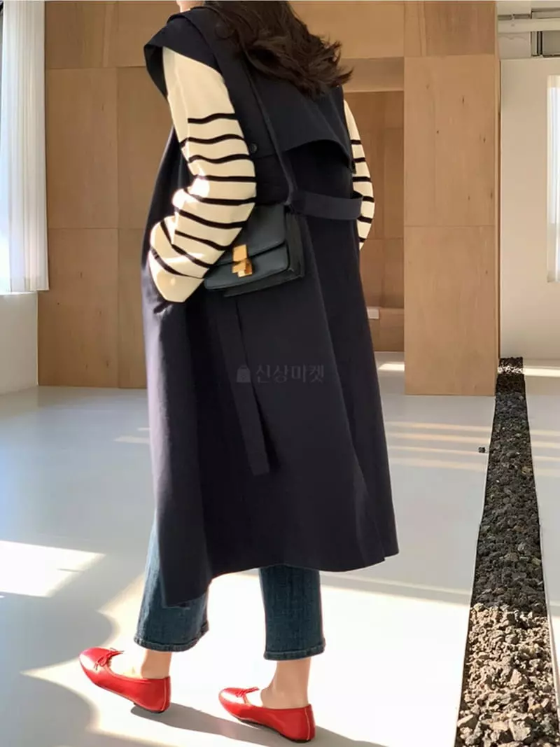 Ripple - Korean Women Fashion - #momslook - Avenue Long Vest - 3