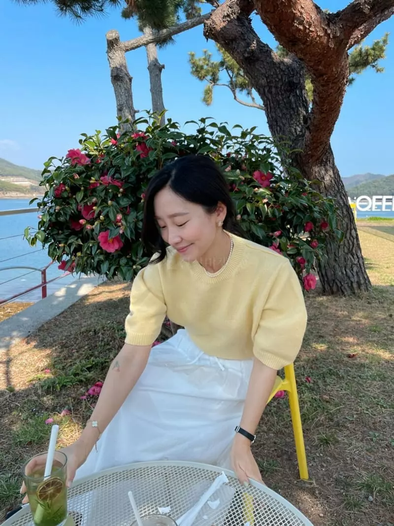Ripple - Korean Women Fashion - #momslook - Cream Knit - 7