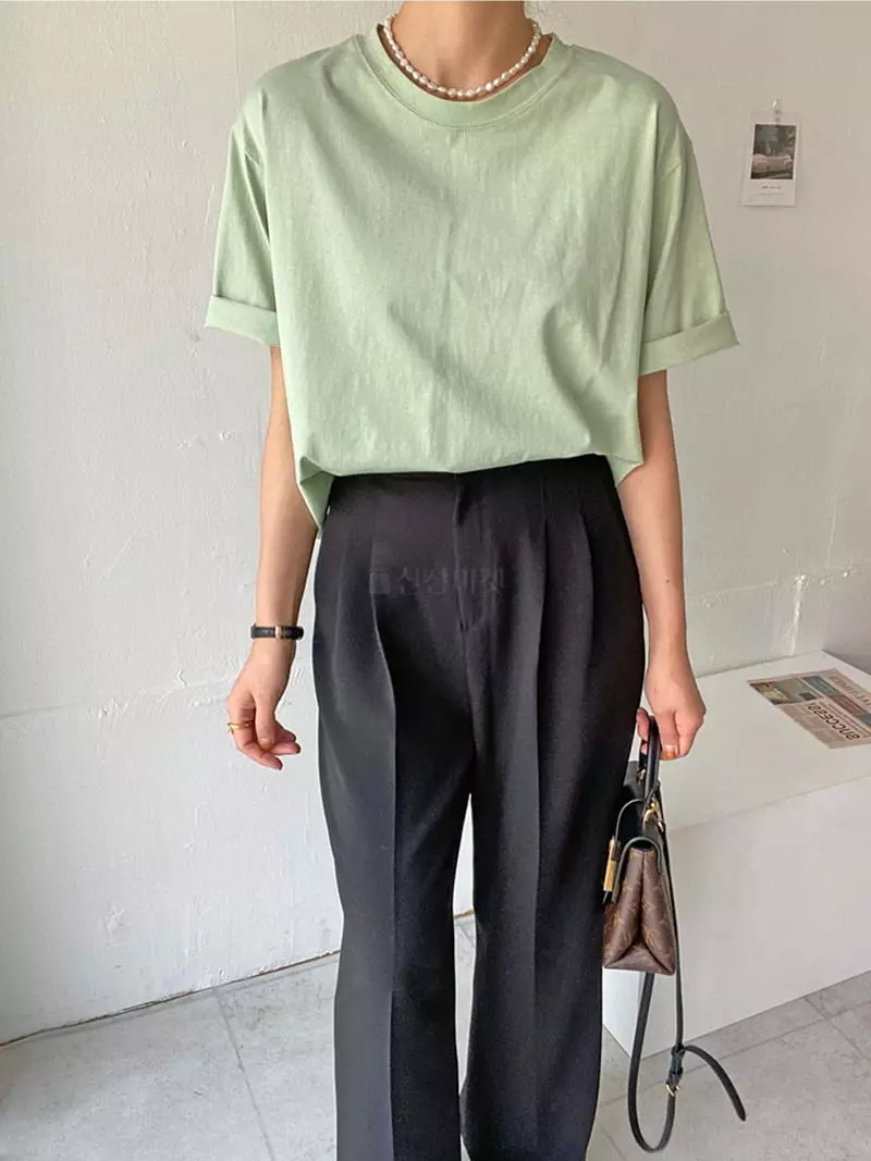 Ripple - Korean Women Fashion - #restrostyle - Crop Silket Tee - 2