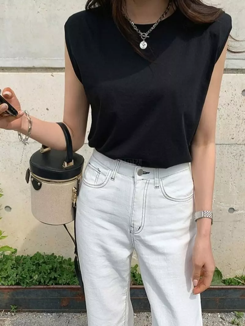 Ripple - Korean Women Fashion - #thelittlethings - Chick Pad Sleeveless - 2