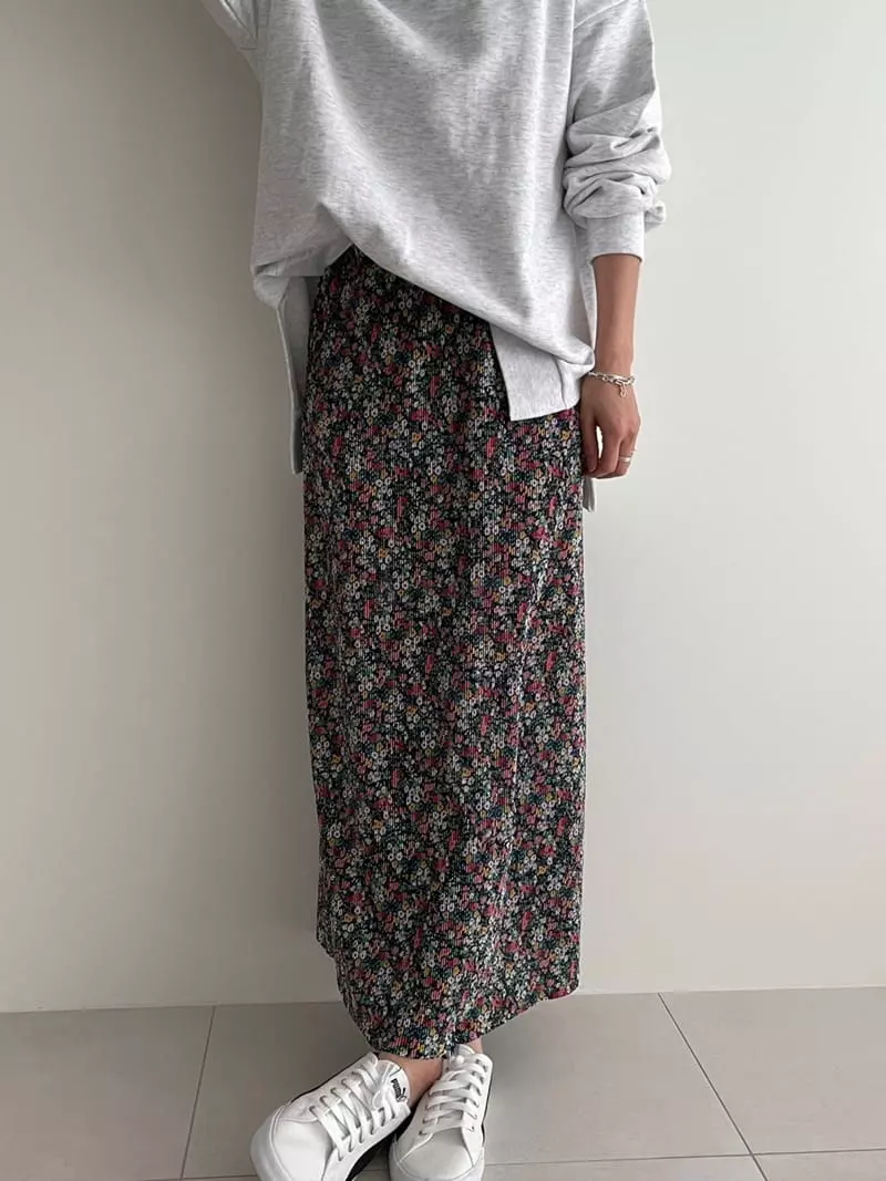 Ripple - Korean Women Fashion - #womensfashion - Pleats Flower Long Skirt - 6