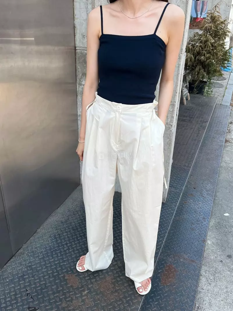 Sllow - Korean Women Fashion - #momslook - Comfortable Sleeveless Knit Set - 2
