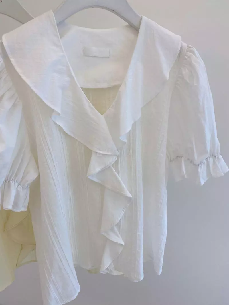 Sllow - Korean Women Fashion - #momslook - Merci Ruffle Blouse - 3