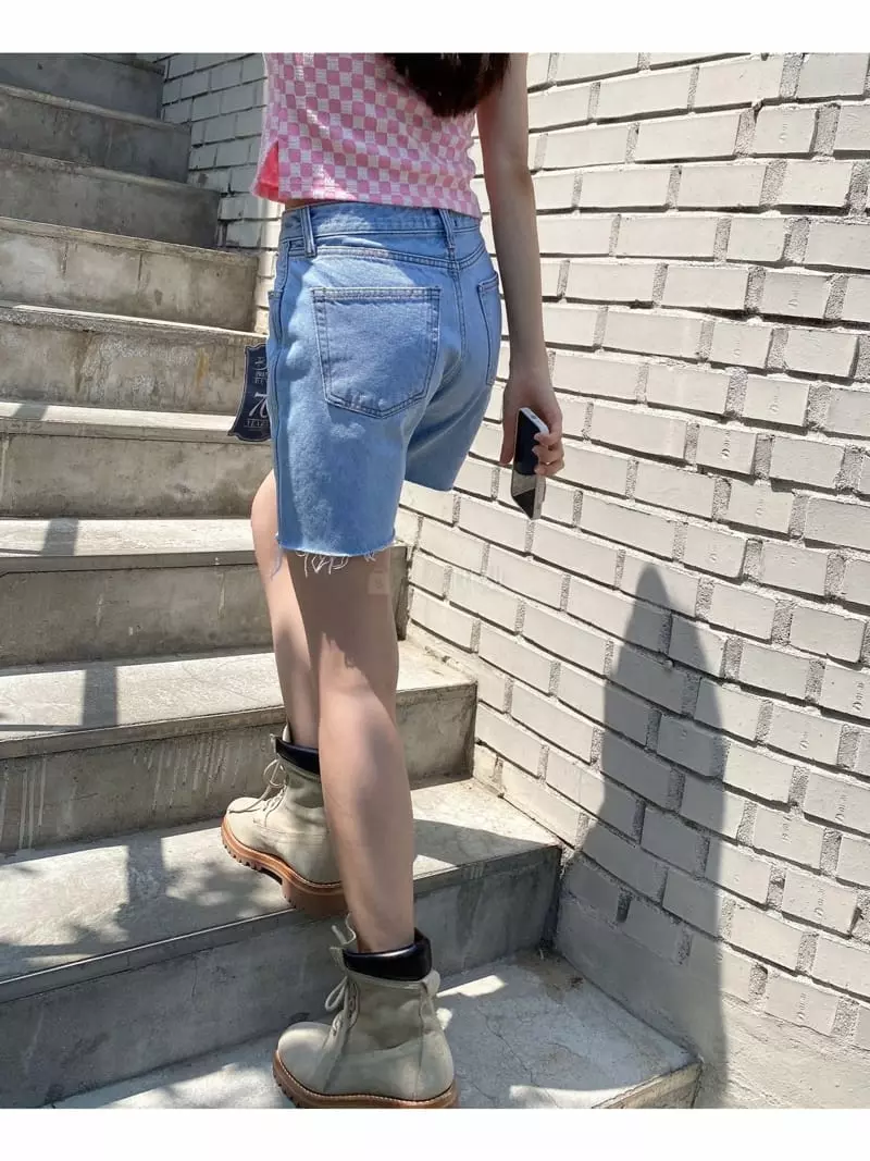 Sllow - Korean Women Fashion - #momslook - Cut Out Jeans - 2