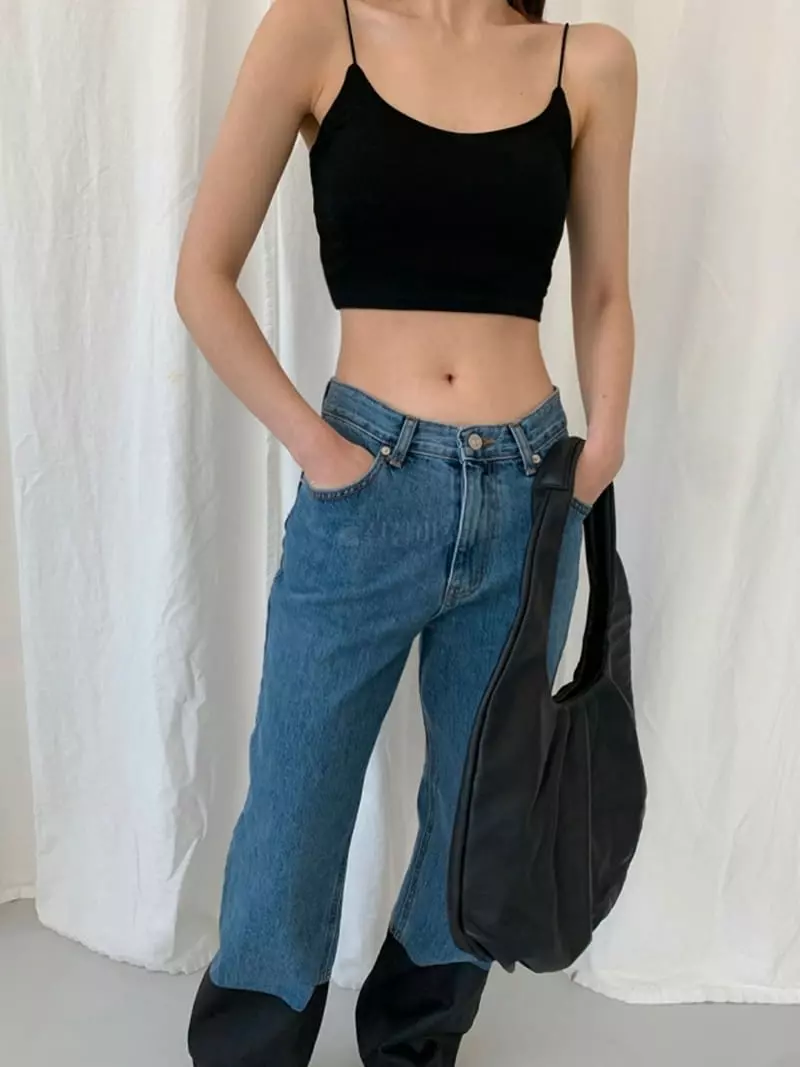 Sllow - Korean Women Fashion - #womensfashion - Coated Block Jeans - 2