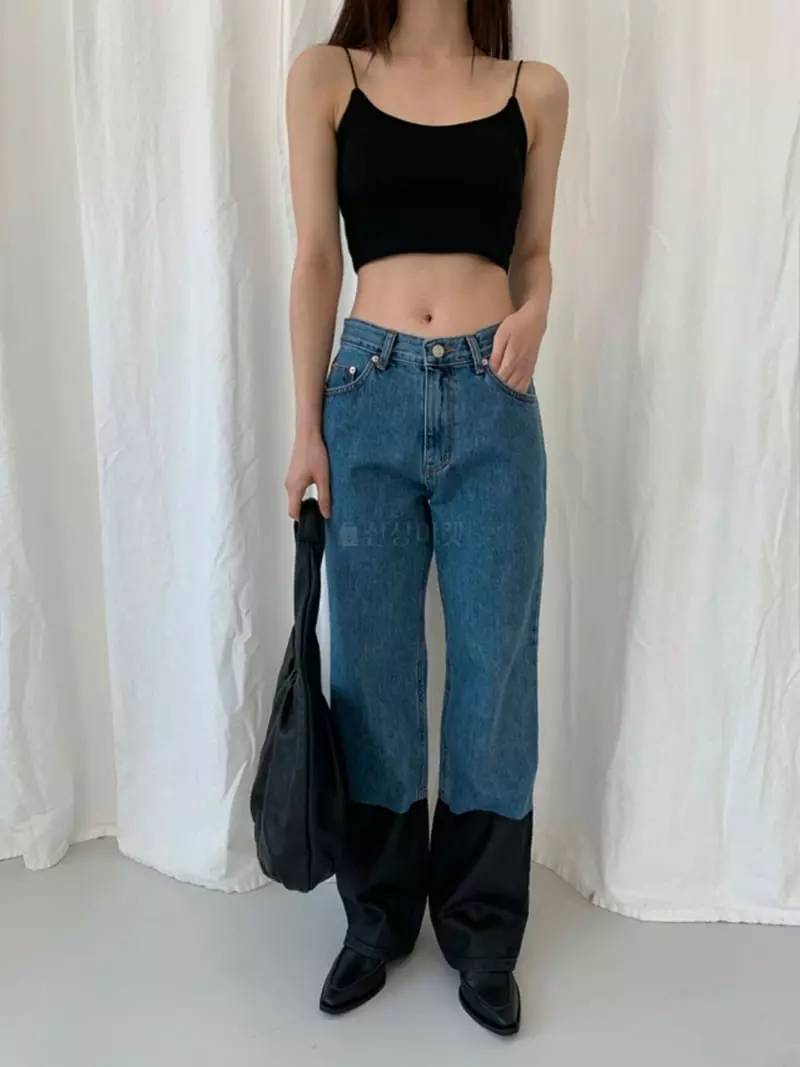 Sllow - Korean Women Fashion - #momslook - Coated Block Jeans - 4