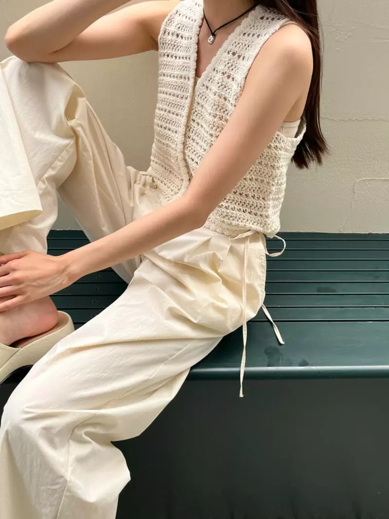 Sllow - Korean Women Fashion - #womensfashion - Pintuck Strap Pants - 2