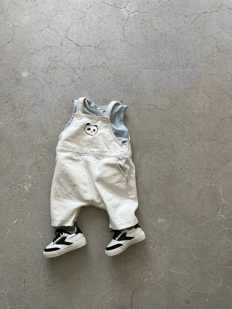 So U - Korean Baby Fashion - #babylifestyle - Penda Dungarees