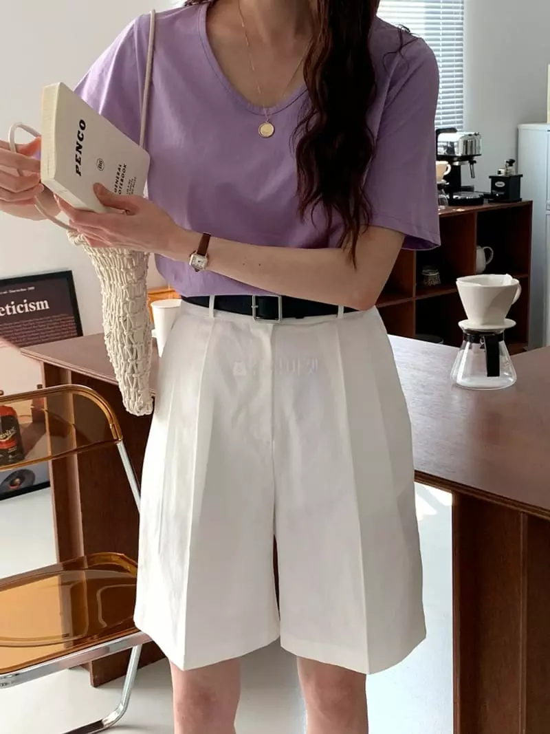 Sunday - Korean Women Fashion - #momslook - Vivid U Neck Tee - 2