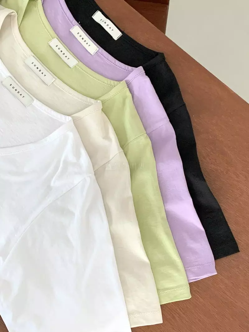Sunday - Korean Women Fashion - #momslook - Vivid U Neck Tee - 4
