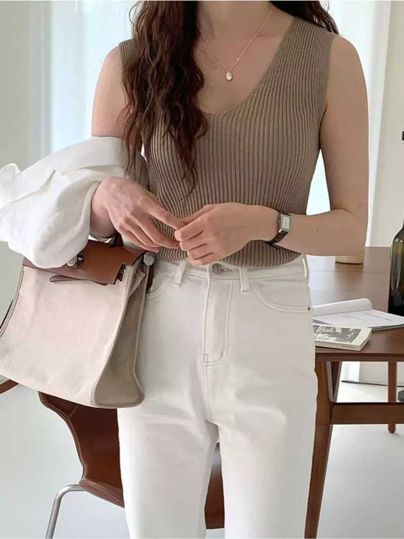 Sunday - Korean Women Fashion - #womensfashion - Under Rib Sleeveless Knit
