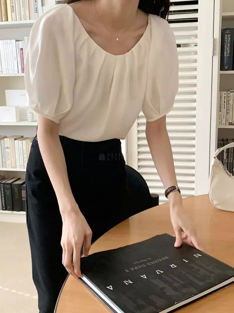 Sunday - Korean Women Fashion - #womensfashion - Ripple Wrinkle Blouse