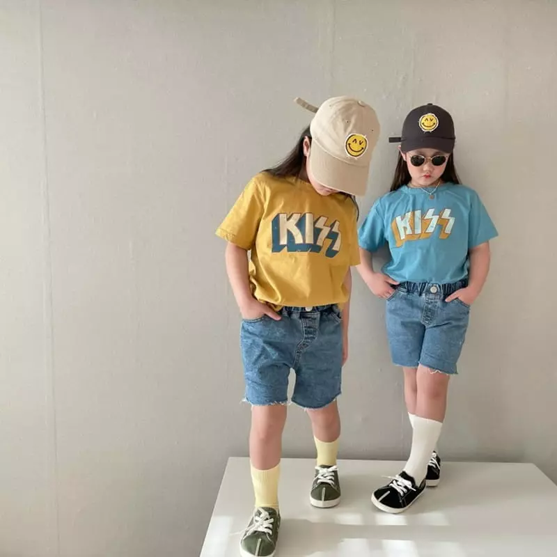 The Grey - Korean Children Fashion - #designkidswear - Kiss Tee