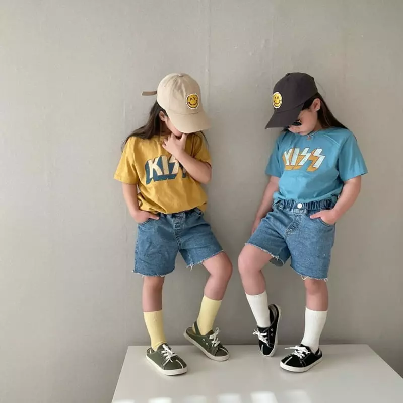 The Grey - Korean Children Fashion - #fashionkids - Kiss Tee - 4