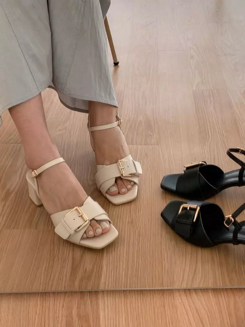 Themuse - Korean Women Fashion - #womensfashion - 1026 Sandals - 4