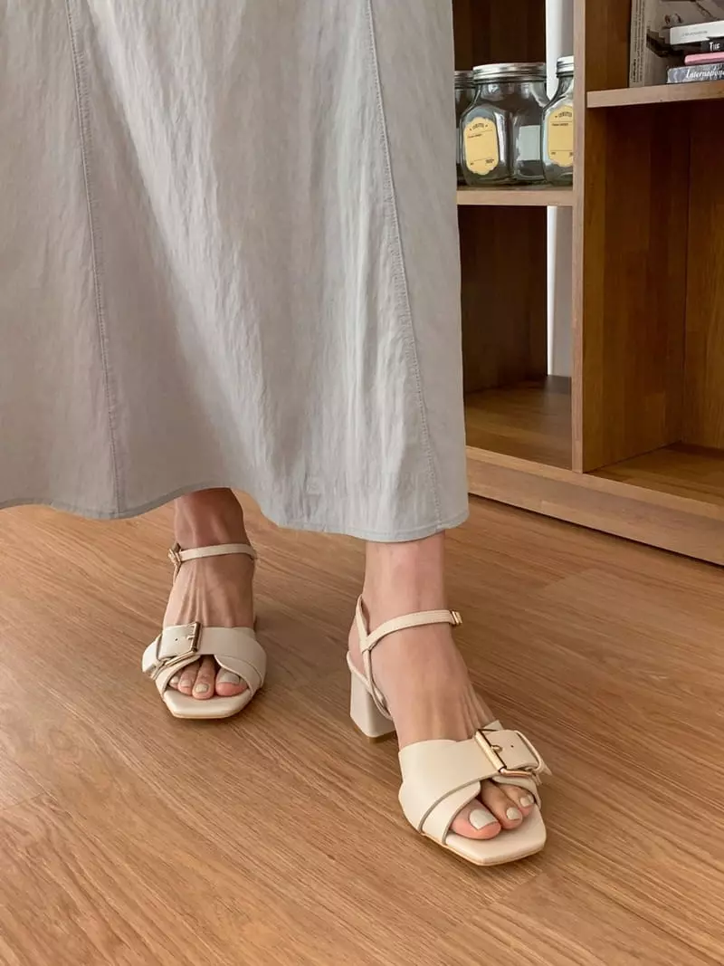 Themuse - Korean Women Fashion - #womensfashion - 1026 Sandals