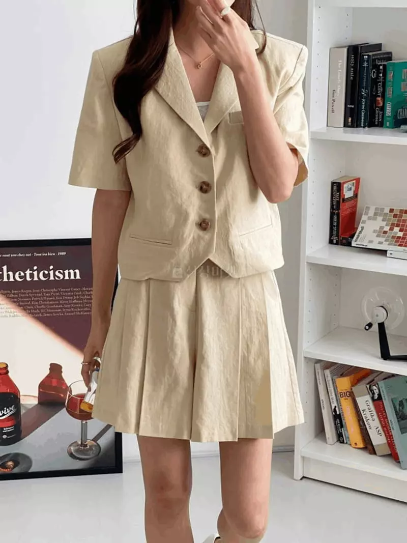 Tomato - Korean Women Fashion - #womensfashion - Rolly Shorts - 3