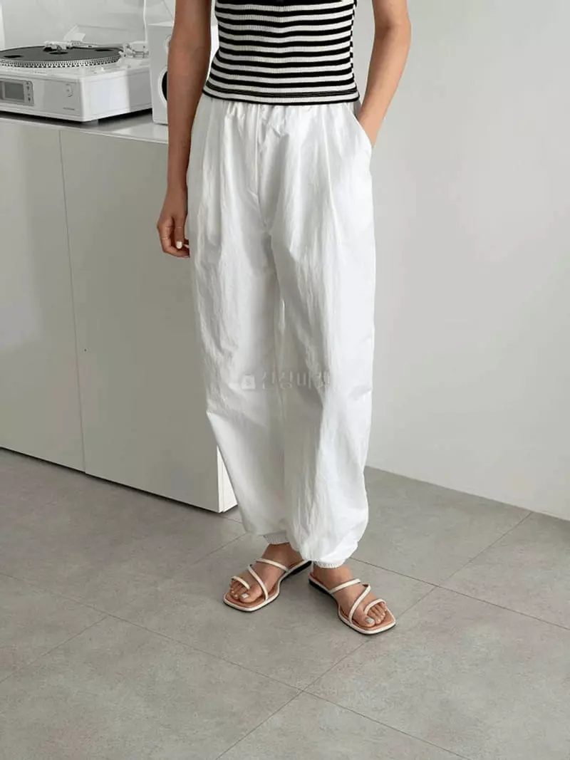 Tomato - Korean Women Fashion - #womensfashion - Ann Jogger Pants - 5