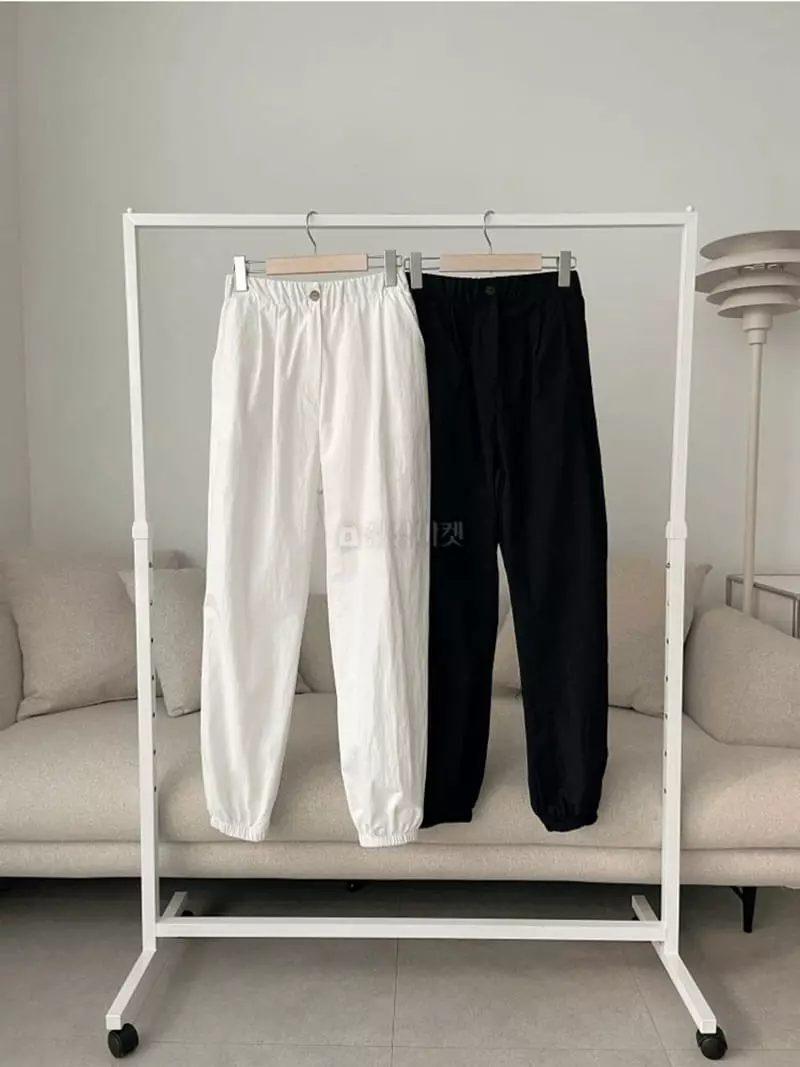 Tomato - Korean Women Fashion - #womensfashion - Ann Jogger Pants - 7