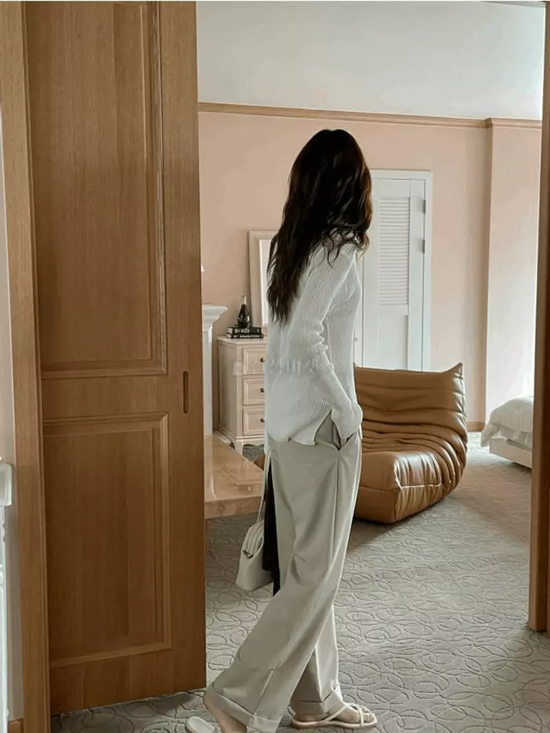 Und - Korean Women Fashion - #restrostyle - Low Pants - 3