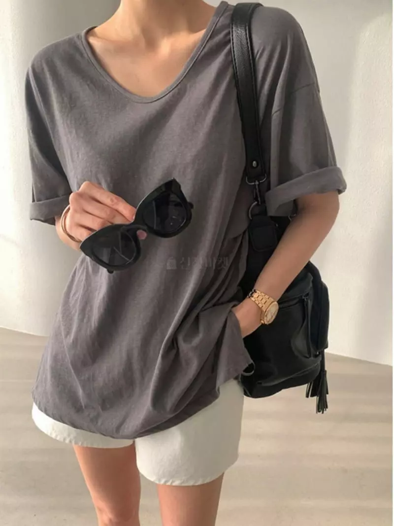 Und - Korean Women Fashion - #momslook - Slit U Neck Tee - 4