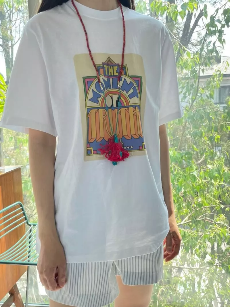 Washingroom - Korean Women Fashion - #momslook - Castle Tee - 2