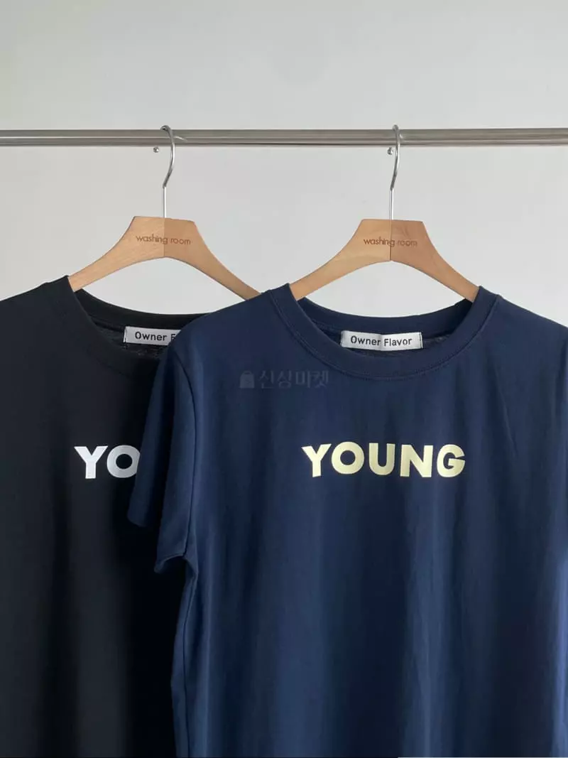 Washingroom - Korean Women Fashion - #momslook - Young Letering Tee