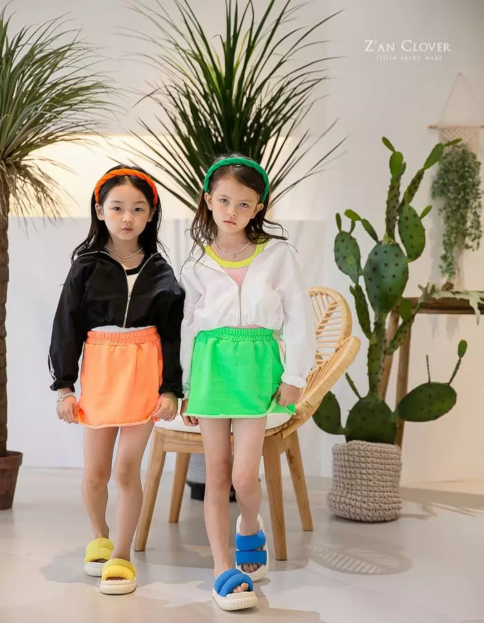 Zan Clover - Korean Children Fashion - #kidzfashiontrend - Crop Anorak Jumper - 7
