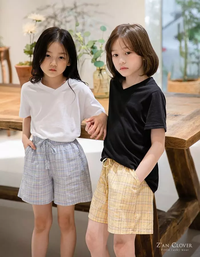 Zan Clover - Korean Children Fashion - #kidsstore - Simple V Neck Tee - 4