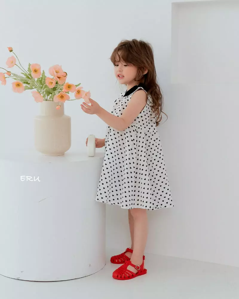 e.ru - Korean Children Fashion - #stylishchildhood - Heart One-piece - 8
