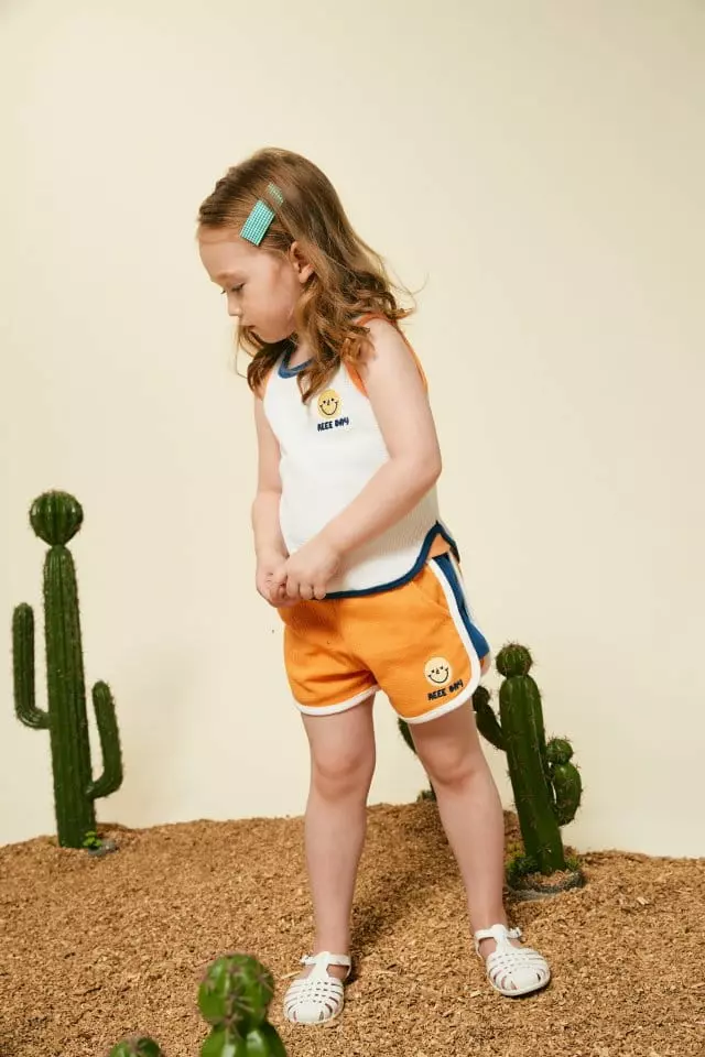 Aeeeday - Korean Children Fashion - #fashionkids - Waffle Sleeveless Top Bottom Set - 2