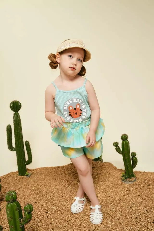 Aeeeday - Korean Children Fashion - #kidsshorts - Tiger Stripes Sleeveless - 2