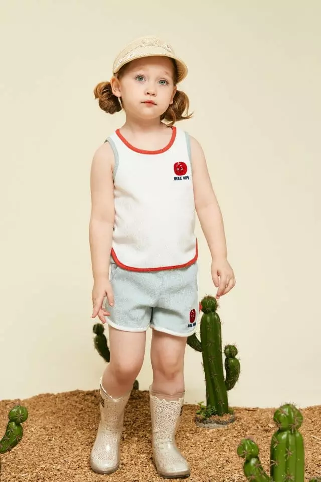 Aeeeday - Korean Children Fashion - #kidsshorts - Waffle Sleeveless Top Bottom Set - 4