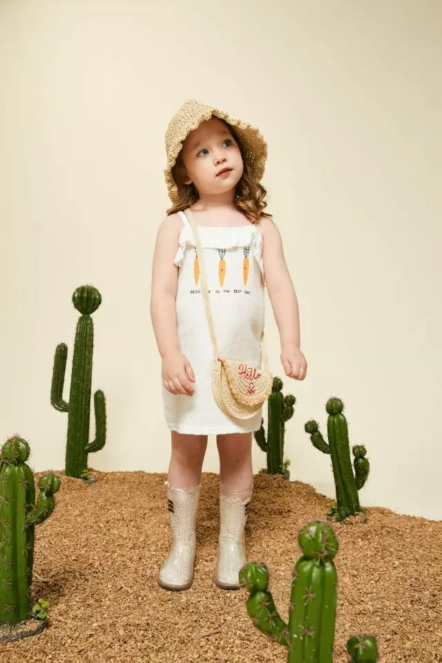 Aeeeday - Korean Children Fashion - #kidzfashiontrend - Carrot One-piece - 2