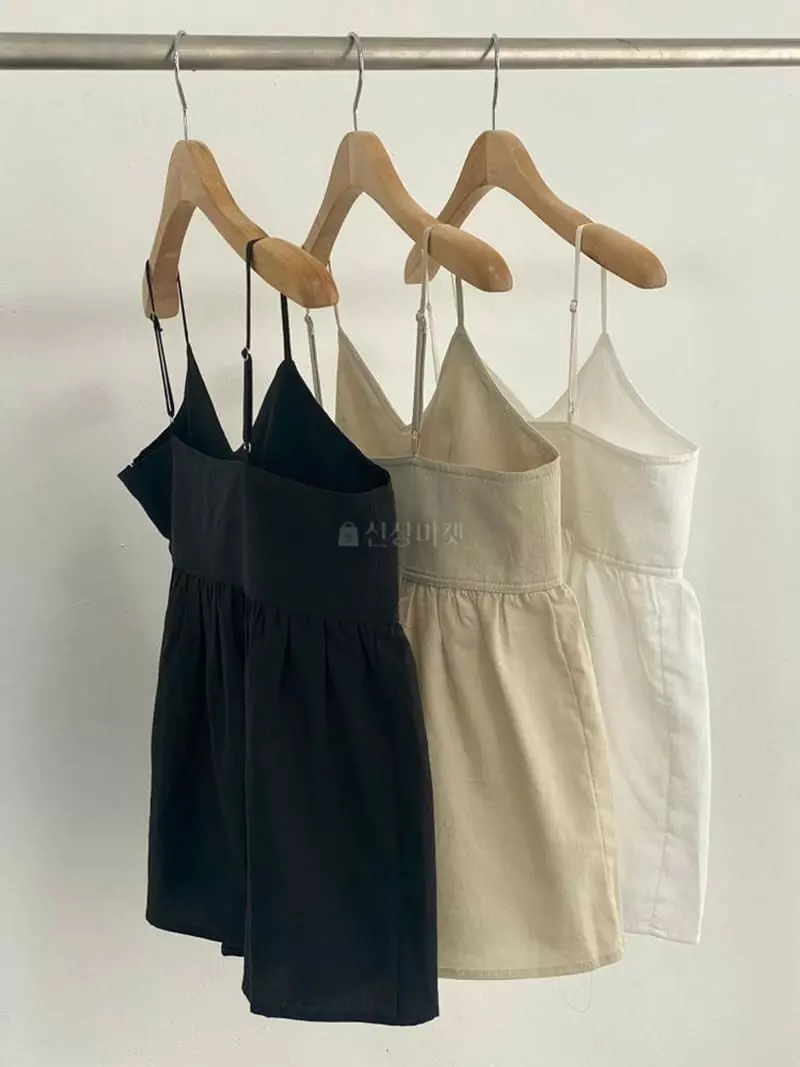 Alamode - Korean Women Fashion - #womensfashion - Cotton V Sleeveless Blouse - 4
