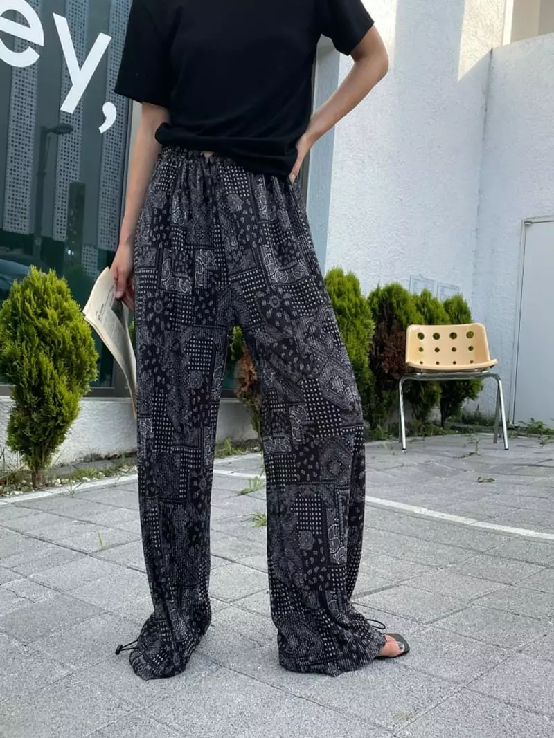 Almond Pepe - Korean Women Fashion - #womensfashion - Paisely String Pants - 4