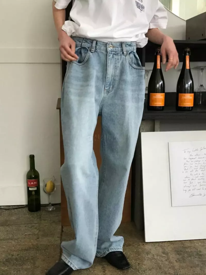 Almond Pepe - Korean Women Fashion - #momslook - 22 Tug Jeans