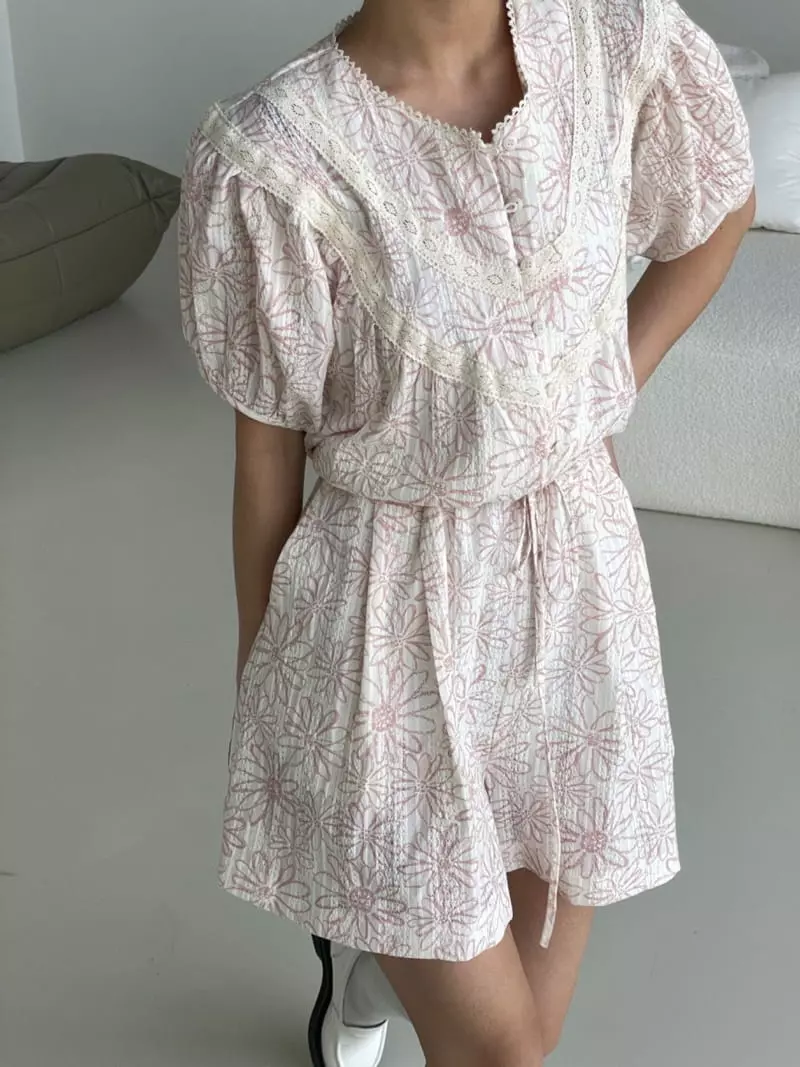 Almond Pepe - Korean Women Fashion - #thelittlethings - Barnie Jumpsuit - 2