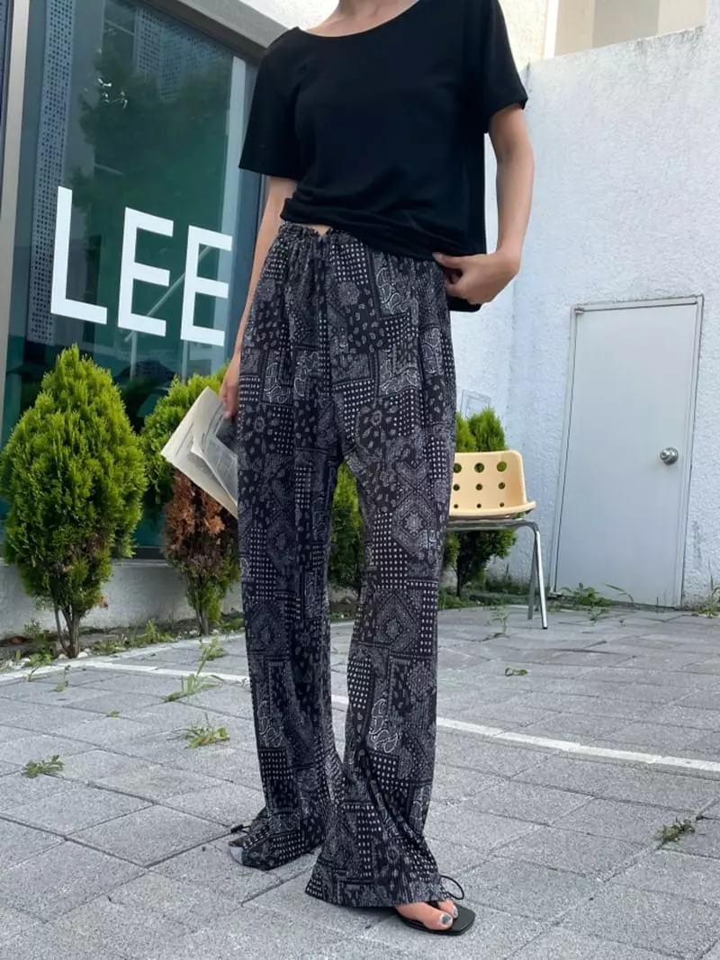 Almond Pepe - Korean Women Fashion - #womensfashion - Paisely String Pants - 3