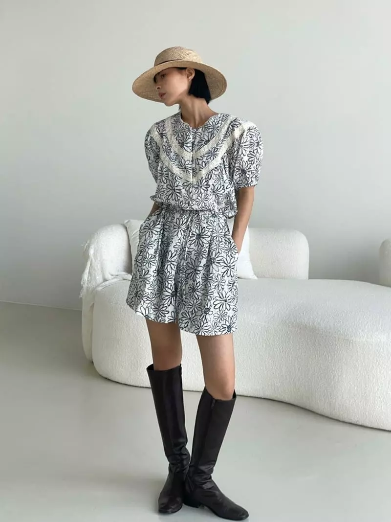 Almond Pepe - Korean Women Fashion - #womensfashion - Barnie Jumpsuit - 6