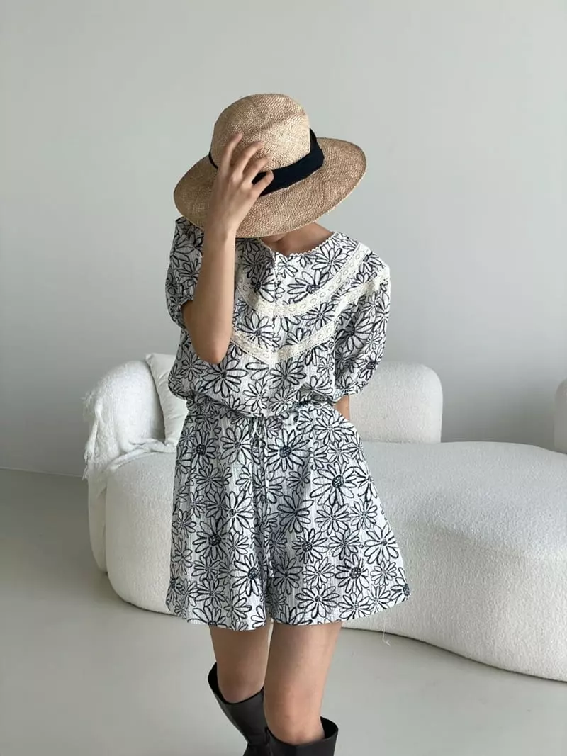 Almond Pepe - Korean Women Fashion - #womensfashion - Barnie Jumpsuit - 8