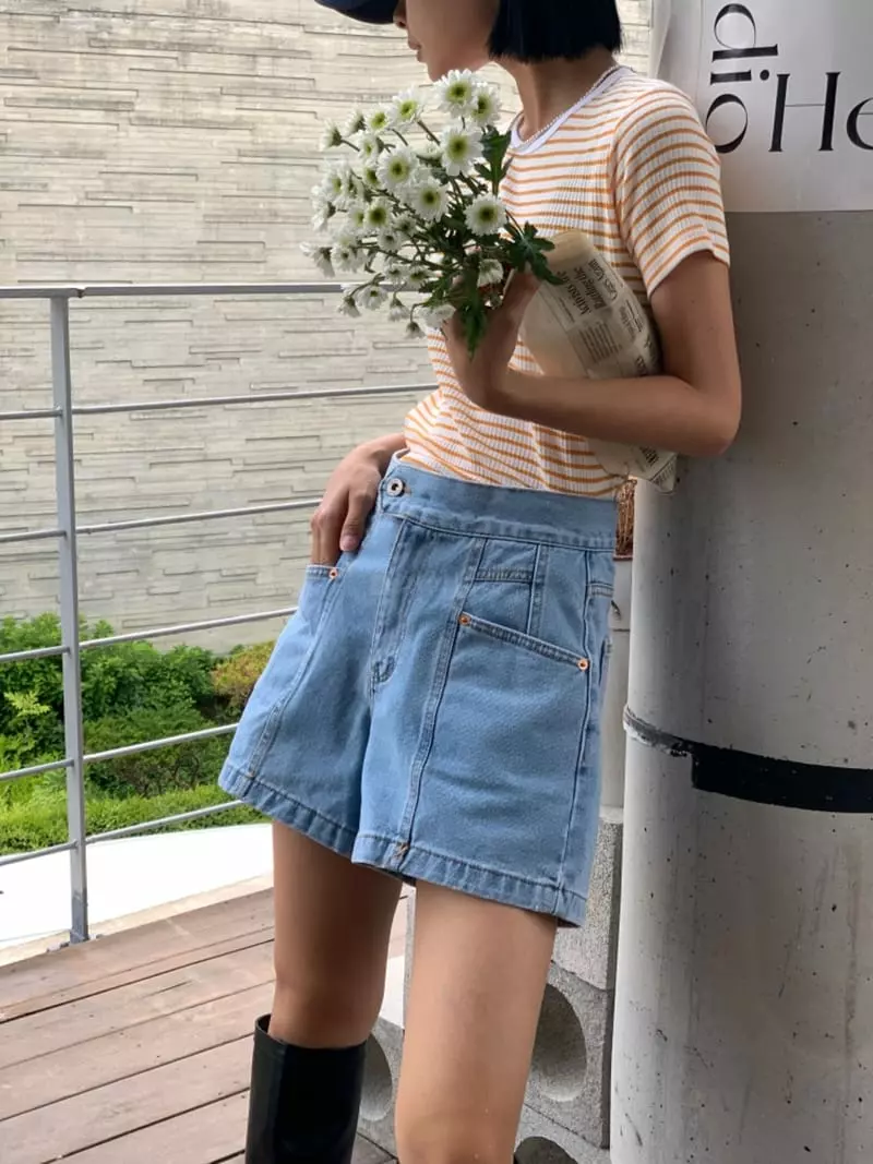 Almond Pepe - Korean Women Fashion - #womensfashion - Recipe Denim Shorts - 2