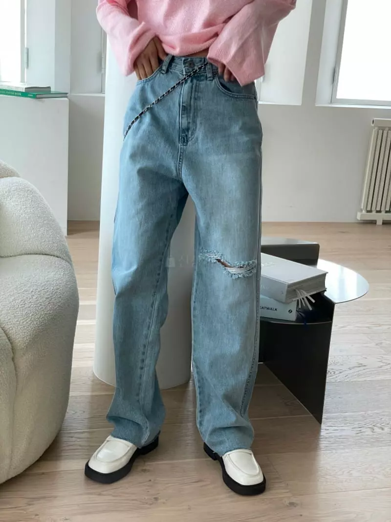 Almond Pepe - Korean Women Fashion - #momslook - Demage Jeans - 4