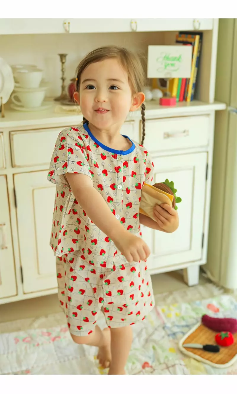 Amber - Korean Children Fashion - #minifashionista - Conny Top Bottom Set