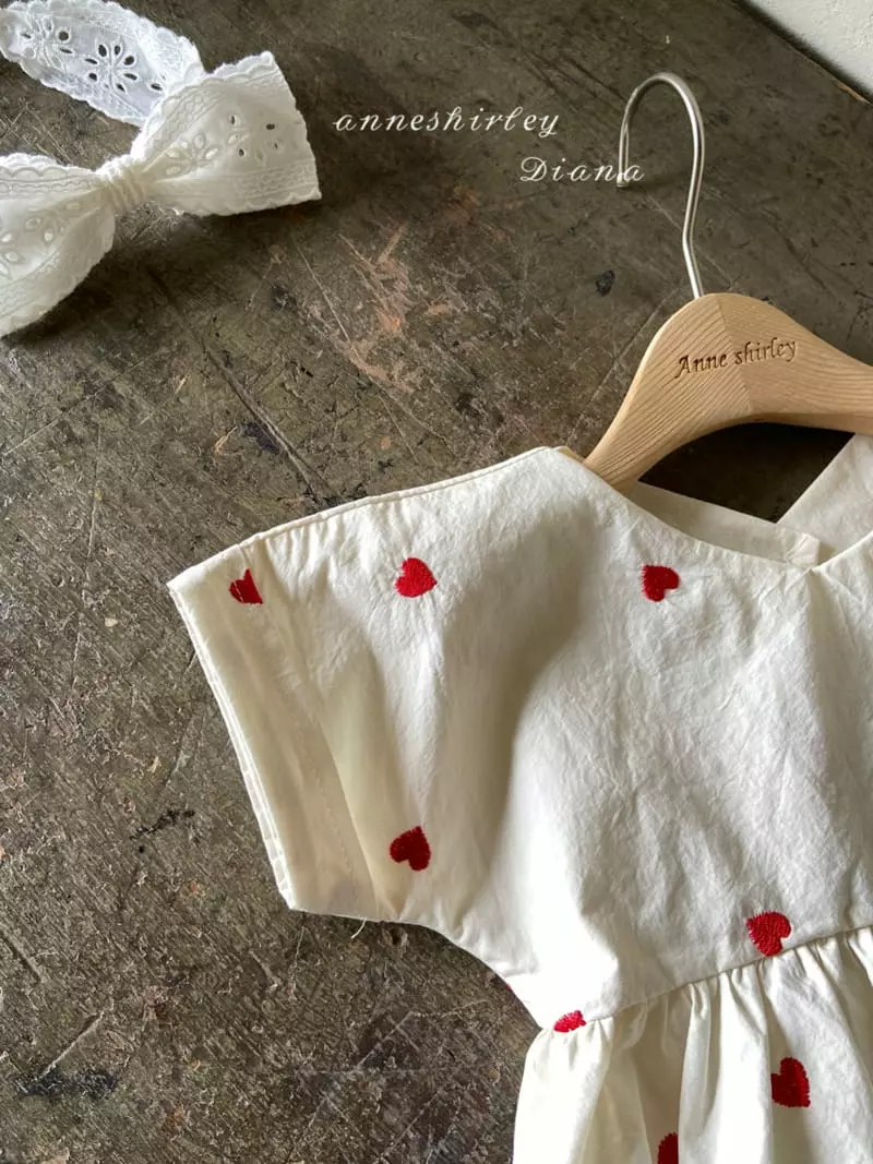 Anne Shirley - Korean Baby Fashion - #babygirlfashion - Heart Bodysuit