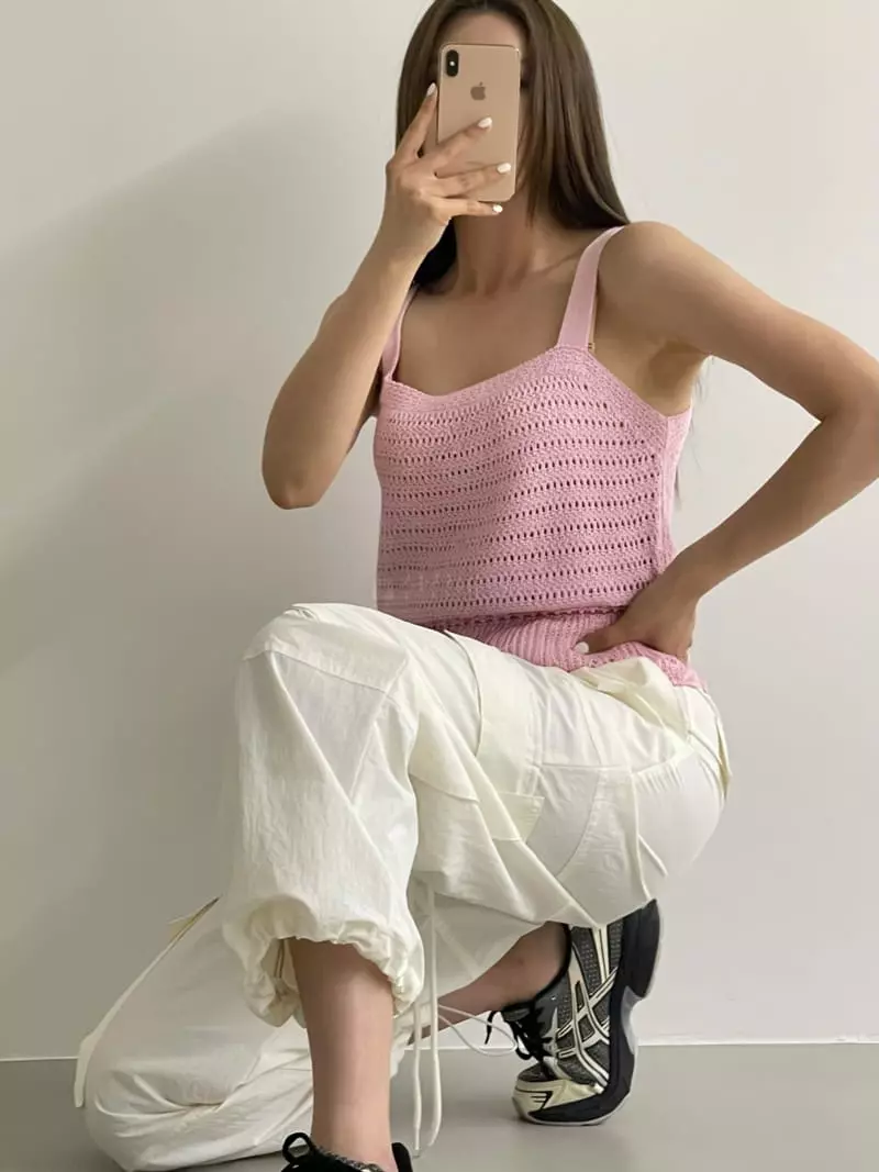 Another Avenue - Korean Women Fashion - #momslook - Frill Sleeveless Knit - 10