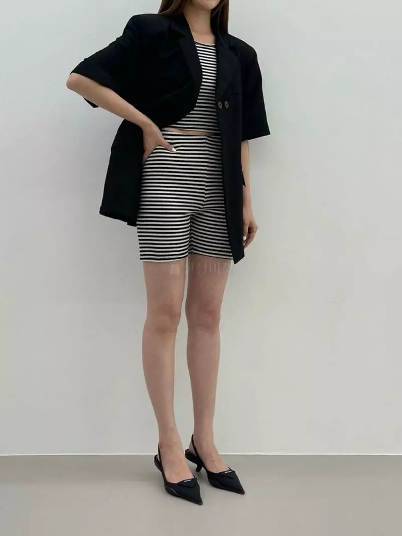 Another Avenue - Korean Women Fashion - #momslook - Stripes Leggings - 2