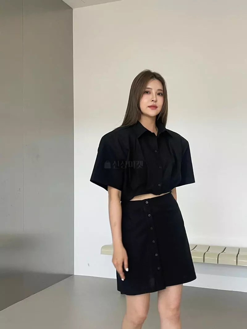 Another Avenue - Korean Women Fashion - #momslook - Slit One-piece - 2