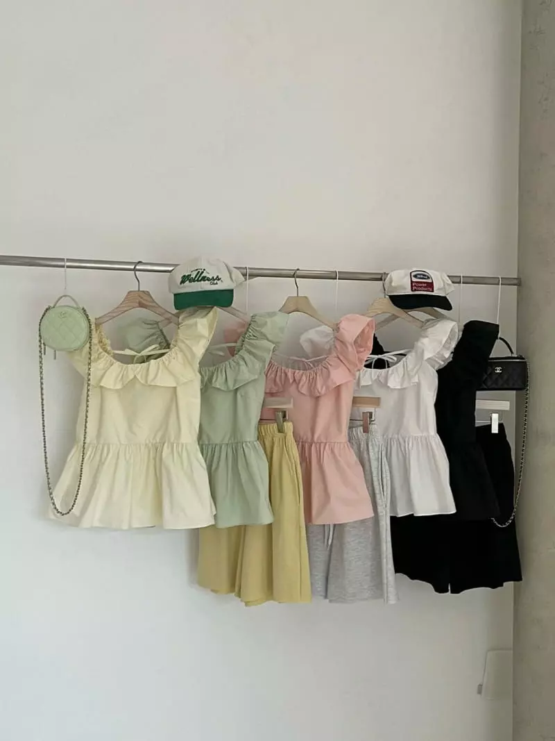 Another Avenue - Korean Women Fashion - #momslook - Sleeveles Frill Blouse - 10