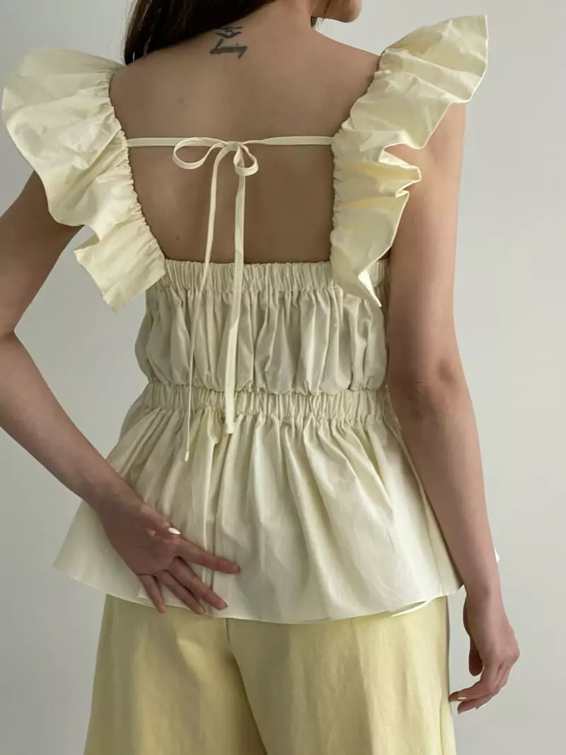 Another Avenue - Korean Women Fashion - #womensfashion - Sleeveles Frill Blouse - 4